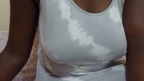 Snapshot of sexxy_maya1 chatting on 10-14-25, 07:09 sexxy_maya1 online show from 10-14-25, 07:09