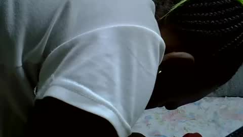 African Queen online show from 10-31-25, 06:20