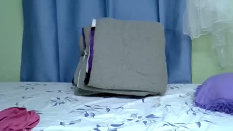 African Queen online show from 03-31-26, 02:57