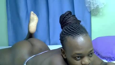 African Queen online show from 05-19-26, 03:40