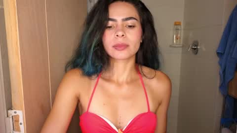 Snapshot of sexxylady__ chatting on 04-29-26, 12:53 Angie online show from 04-29-26, 12:53