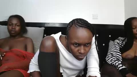 maya online show from 10-14-25, 09:54