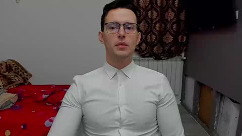 Sexxymuscles4U online show from 01-27-25, 07:45