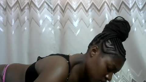 Snapshot of sexxytimmy2 chatting on 12-28-24, 09:42 sexxytimmy2 online show from 12-28-24, 09:42