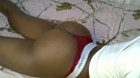 sexxyvee224 online show from 10-07-25, 12:19