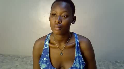 sexxyvee224 online show from 11-17-25, 10:15