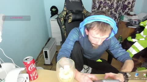 Snapshot of sexy432629 chatting on 01-05-25, 06:35 evry tip help me to buy a new car 111-1111-111111 tk online show from 01-05-25, 06:35