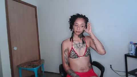 Snapshot of sexy6foot chatting on 06-29-26, 08:31 sexy6foot online show from 06-29-26, 08:31
