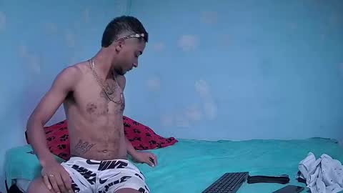 Snapshot of sexy_0boy chatting on 02-14-26, 01:30 Sebastian online show from 02-14-26, 01:30