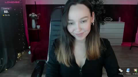 Alexia online show from 10-22-25, 10:04