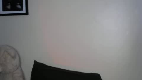 sexy_aluna online show from 10-09-25, 05:22