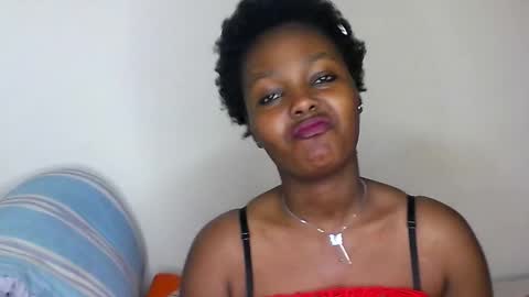 Snapshot of sexy_anayah chatting on 02-25-26, 07:18 sexy_anayah online show from 02-25-26, 07:18