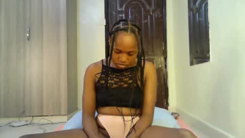 Snapshot of sexy_ariana_2 chatting on 01-21-25, 02:59 Ariana online show from 01-21-25, 02:59