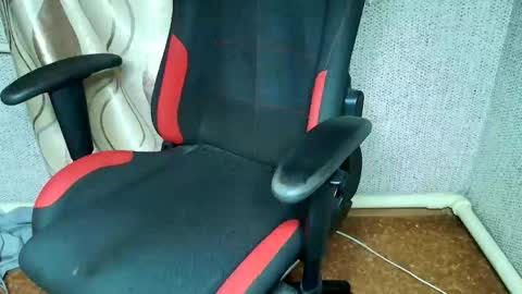 Jessica  Face only in pvt or in snapchat Dont ask more.... online show from 10-10-25, 07:35