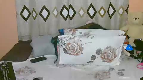 Snapshot of sexy_bluegirl chatting on 11-26-25, 12:55 sexy_bluegirl online show from 11-26-25, 12:55