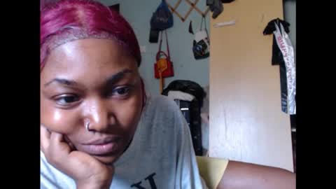 Snapshot of sexy_bluey247 chatting on 11-13-25, 12:04 sexy_bluey247 online show from 11-13-25, 12:04