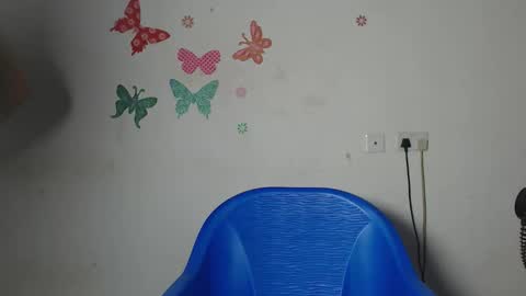 Snapshot of sexy_bluey247 chatting on 02-05-26, 06:51 sexy_bluey247 online show from 02-05-26, 06:51