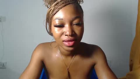 Snapshot of sexy_bluey247 chatting on 05-16-26, 03:36 sexy_bluey247 online show from 05-16-26, 03:36