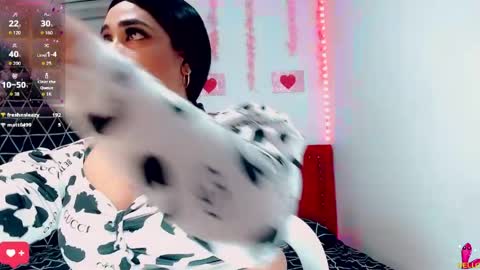 sexy_brunette2590 online show from 03-23-26, 12:47