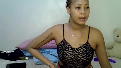 Snapshot of sexy_bubbie01 chatting on 04-26-26, 04:54 sexy_bubbie01 online show from 04-26-26, 04:54
