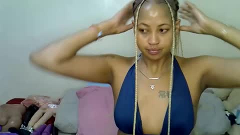 Snapshot of sexy_bubbie01 chatting on 05-06-26, 01:49 sexy_bubbie01 online show from 05-06-26, 01:49
