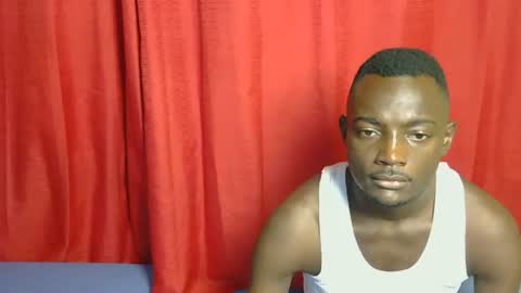Snapshot of sexy_buddyz55 chatting on 06-15-26, 07:32 Suudi online show from 06-15-26, 07:32