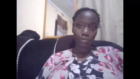 sexy_butty01 online show from 01-15-26, 06:22