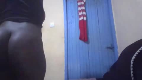 sexy_butty01 online show from 04-15-26, 10:32