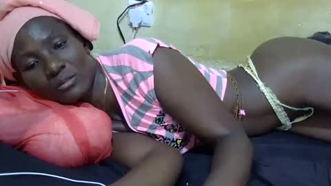 Snapshot of sexy_candy9 chatting on 05-14-26, 12:01 sexy_candy9 online show from 05-14-26, 12:01