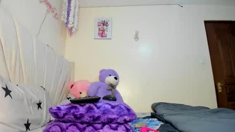 Snapshot of sexy_celena chatting on 11-20-25, 09:03 Celena Selena online show from 11-20-25, 09:03