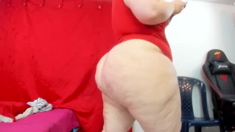 karla           instagram  online show from 10-05-25, 03:21