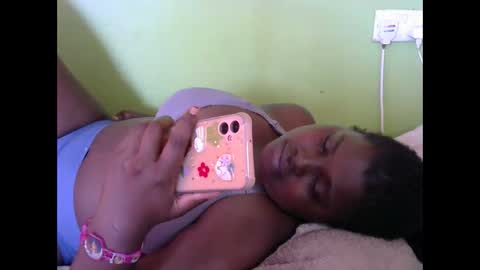 Snapshot of sexy_divana chatting on 01-17-25, 11:06 sexy_divana online show from 01-17-25, 11:06