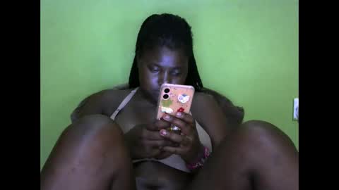 Snapshot of sexy_divana chatting on 01-22-25, 07:03 sexy_divana online show from 01-22-25, 07:03