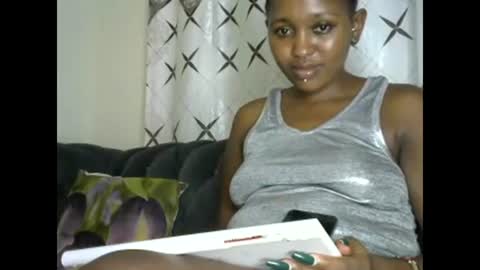Snapshot of sexy_ebony_bliss chatting on 12-11-24, 07:03 adasa online show from 12-11-24, 07:03
