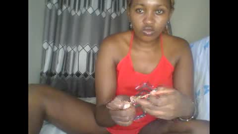 Snapshot of sexy_ebony_bliss chatting on 01-04-25, 06:40 adasa online show from 01-04-25, 06:40