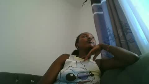Snapshot of sexy_ebony_bliss chatting on 03-01-25, 11:28 adasa online show from 03-01-25, 11:28