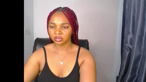 Snapshot of sexy_ebonygirl_ chatting on 02-24-26, 08:07 Clara online show from 02-24-26, 08:07