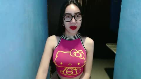 sexy_emily92 online show from 03-25-26, 02:17