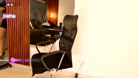 Dafne online show from 02-25-26, 01:32