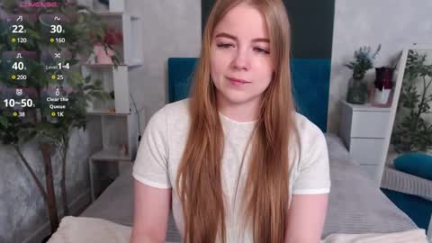 Snapshot of sexy_jenny18 chatting on 03-04-25, 01:49 Jennifer online show from 03-04-25, 01:49