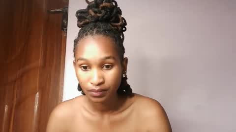 Snapshot of sexy_joyline chatting on 11-22-25, 05:39 joy online show from 11-22-25, 05:39