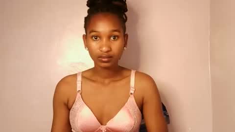 Snapshot of sexy_joyline chatting on 11-26-25, 10:44 joy online show from 11-26-25, 10:44