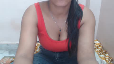 Snapshot of sexy_kavyaa chatting on 03-03-25, 07:10 Wild girl mona online show from 03-03-25, 07:10