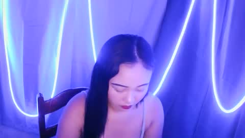 sexy_kella1 online show from 11-26-25, 04:30
