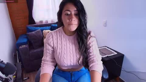 Snapshot of sexy_kendall24 chatting on 02-16-26, 10:50 laura online show from 02-16-26, 10:50