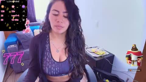 Snapshot of sexy_kendall24 chatting on 02-18-26, 03:30 laura online show from 02-18-26, 03:30