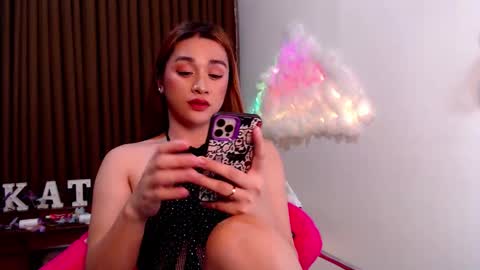 Kathy online show from 10-21-25, 01:06