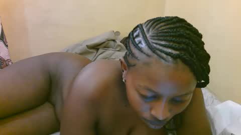 sexy_latasha online show from 09-30-25, 07:13