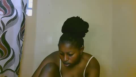 sexy_latasha online show from 10-23-25, 04:01