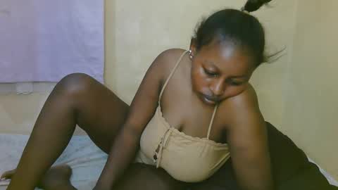 sexy_latasha online show from 12-02-25, 08:41